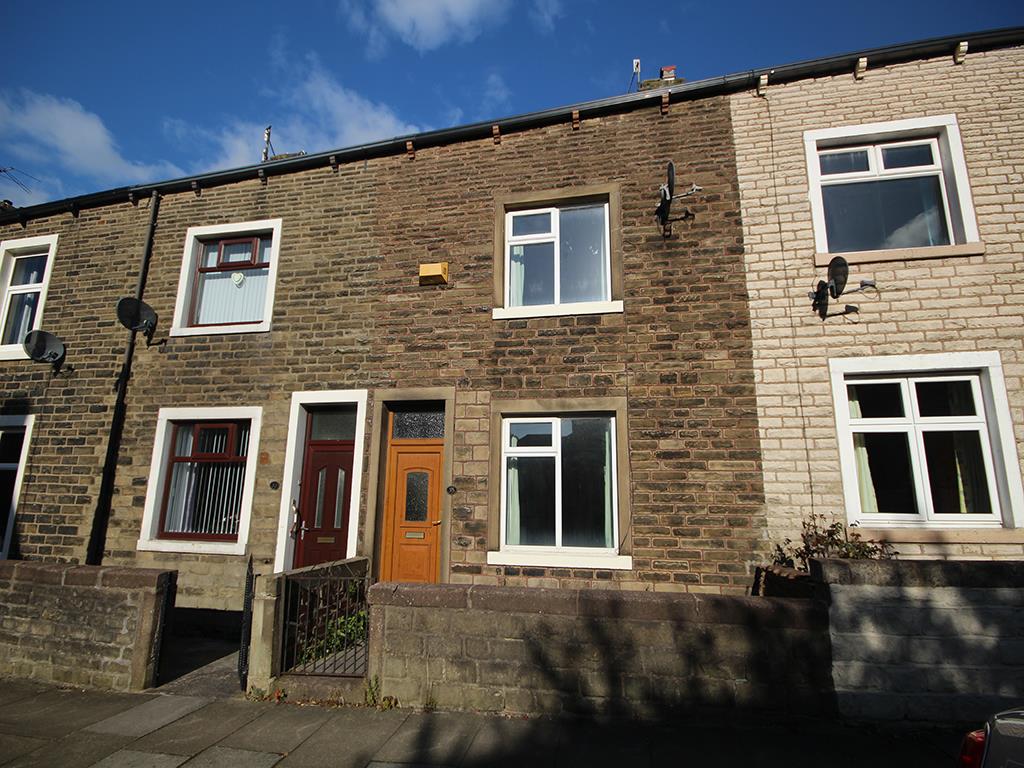3 bedroom terraced house Let Agreed in Barnoldswick - Main Image